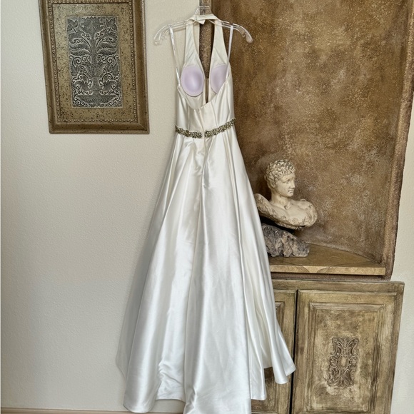 White across the neck, open back dress with slit. Used only 1 time. - Picture 2 of 6